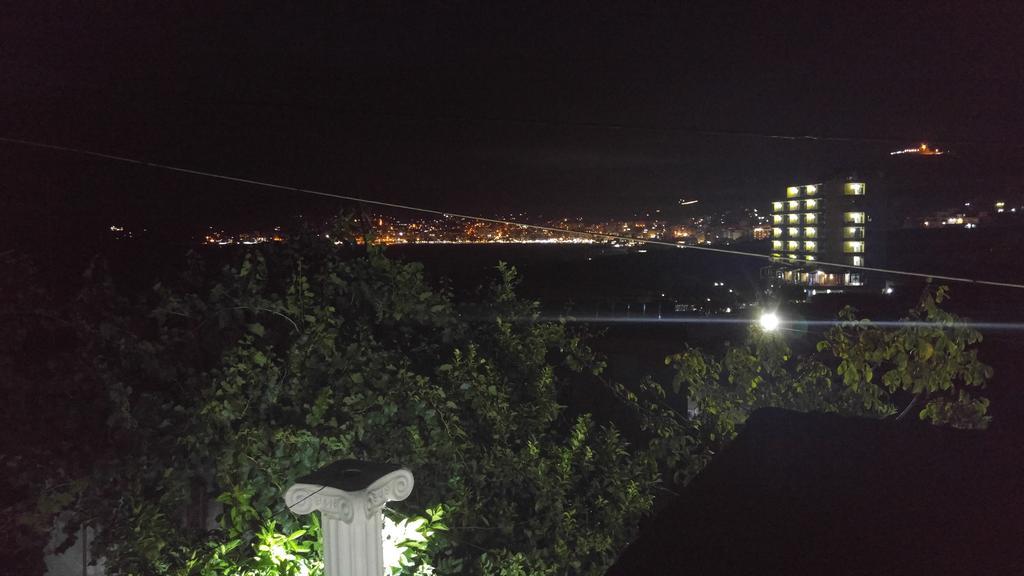 Amantia Apartament *